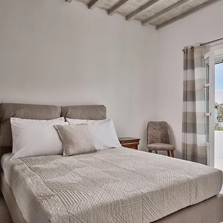 Philippi Mykonos Town